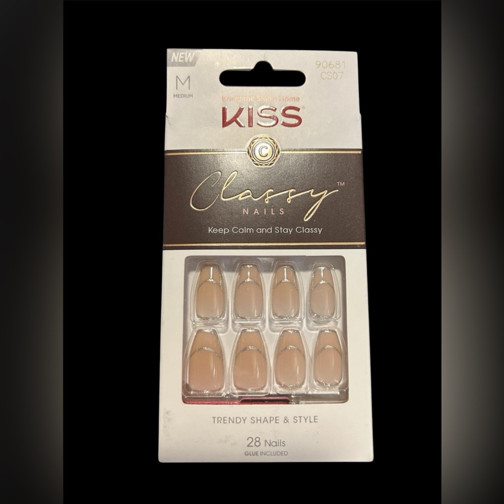 New Kiss Nails